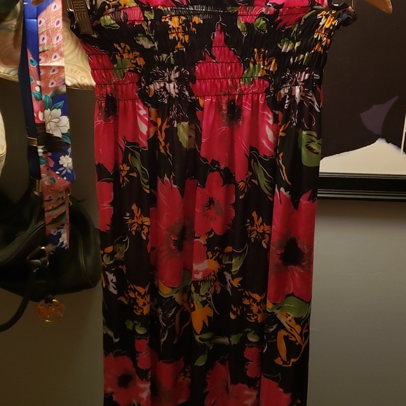 Halter Dress - Picture 2 of 3